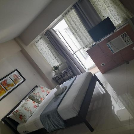 One Palm Tree Villas-Kenzie Place Terminal 3 Airport Manila Exterior photo